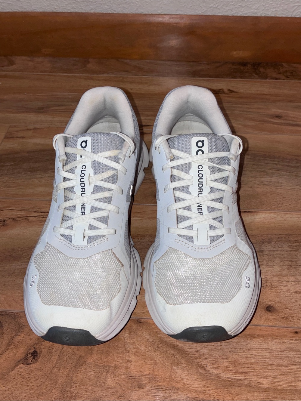 On Cloud Runner 2 Women’s Sneakers, white - size 6 - Picture 5 of 10